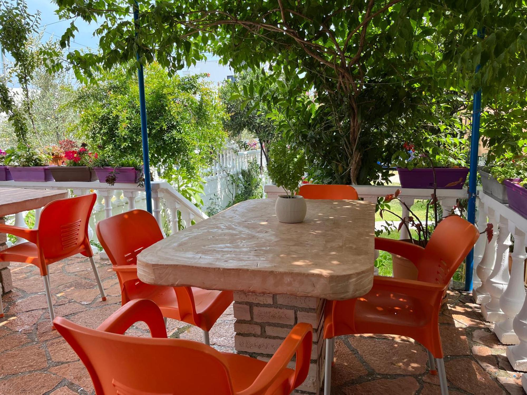 Guest house Laura Ksamil